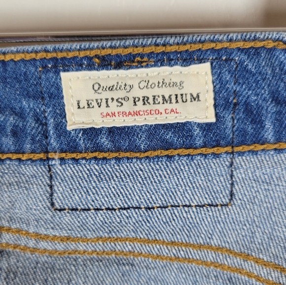 Levi’s Premium Denim Ribcage Straight Ankle Jeans Size 28 - Picture 5 of 10